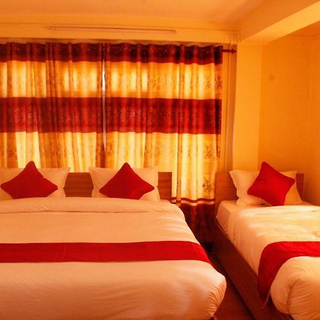 Mountain Backpackers Hostel Katmandu Dış mekan fotoğraf